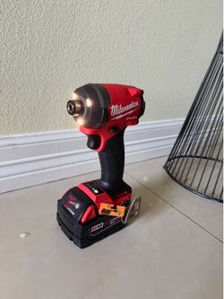 Milwaukee m18 fuel impact, m18 lithium battery