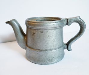 Pewter Tea Pot by Country Ware 1977