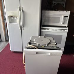 Used 4 Piece Appliances 