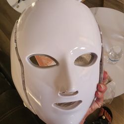 New Led Ligjt Therapy Mask