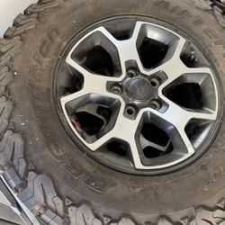 BFGoodrich All Terrain TA KO2 285/70R17 Tires with OEM Jeep Wrangler Rims