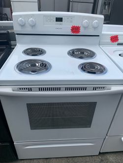 Electric Stove with 4 Burners- Take it for Zero Down pay in 3 Months with no interest As for Details!