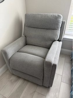 Really Nice Rocking/Reclining Chair! $60