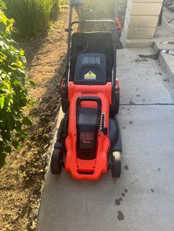 Black+Decker 13 Amp Electric Lawn Mower
