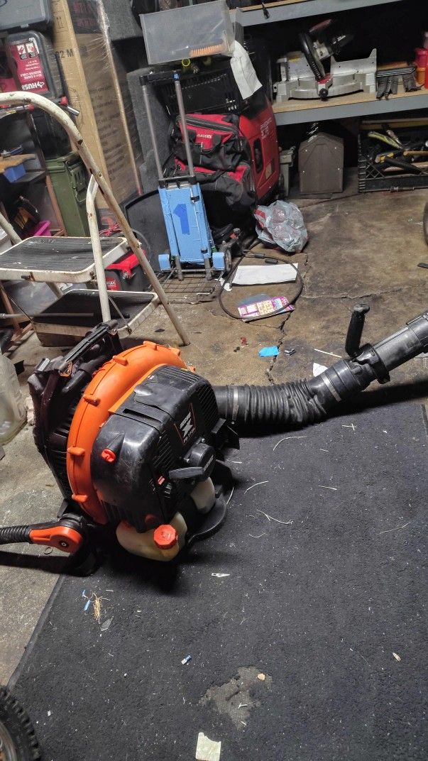 Leaf Blower