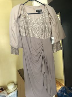 Cocktail/party/ wedding dress size 6 petite with removable jacket, new with tags