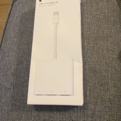 APPLE USB -C to Digital AV.   $25. NEW!!! Urgent Moving
