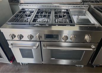 JENN-AIR 48” PRO-STYLE DUAL-FUEL RANGE – DOUBLE OVEN + GRIDDLE