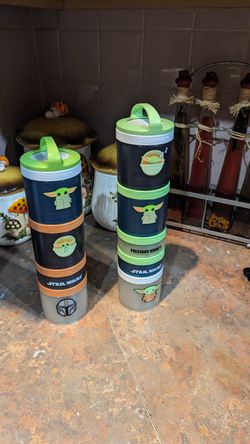Star Wars Mandalorian Whiskware Stackable Snack Containers Pack of 3 for  Sale in Peoria, AZ - OfferUp