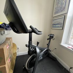 $300 - SoulCycle At home bike 