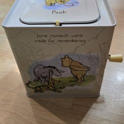 Disney POOH Jack-in-the -Box