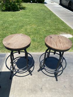 (2) Bar Stools $30 Set!