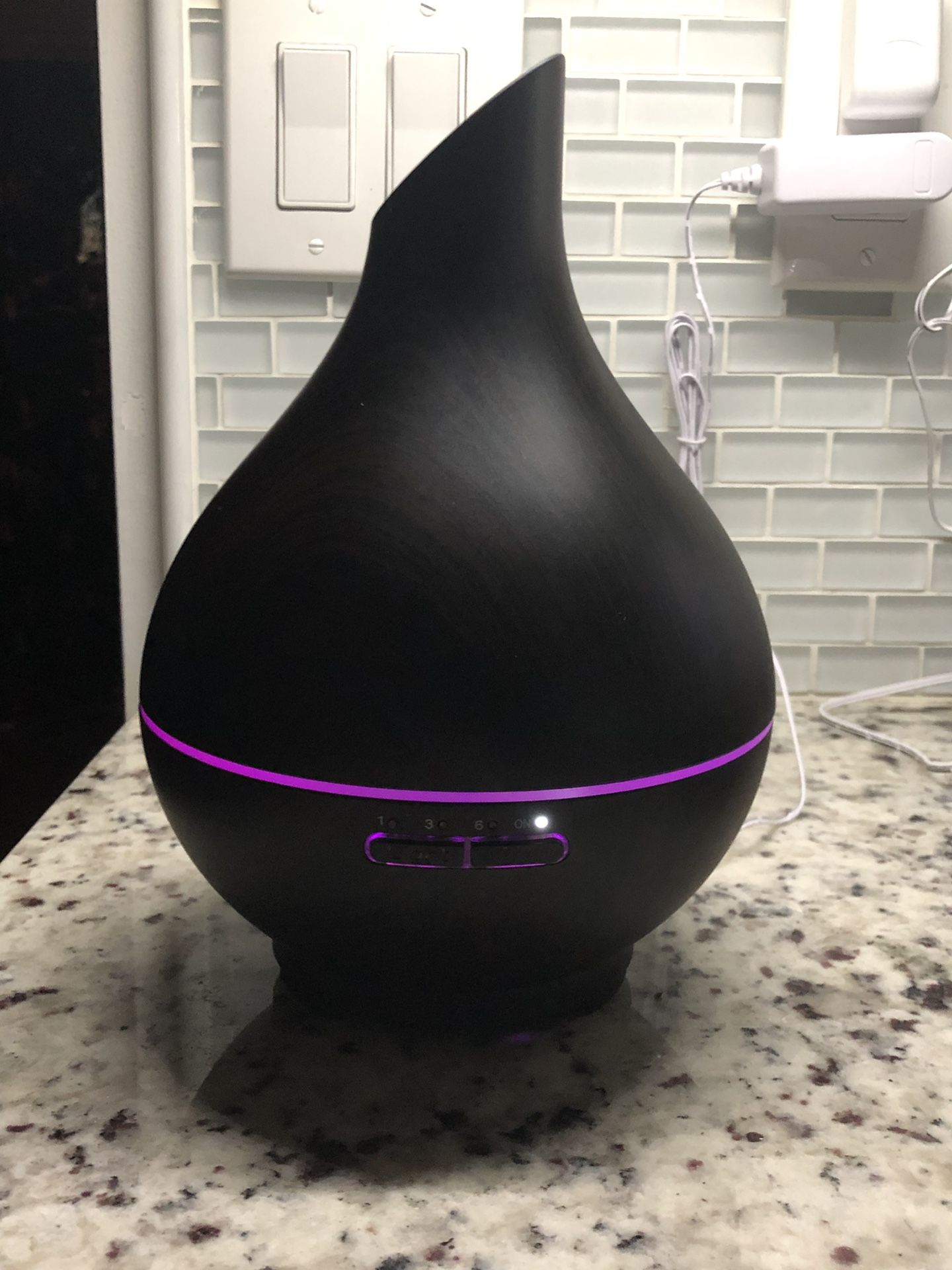 SHARPER IMAGE Essential Oil Diffuser