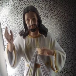 BC Catholic Divine Mercy Statue, Jesus Figure, Catholic Figurine, Religious Gift, 10" H,
