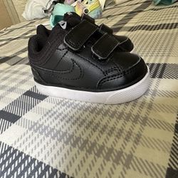 Baby Girl Shoes (2/3)