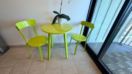 Bistro Table Set