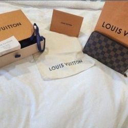 Louis Vuitton Wallet 