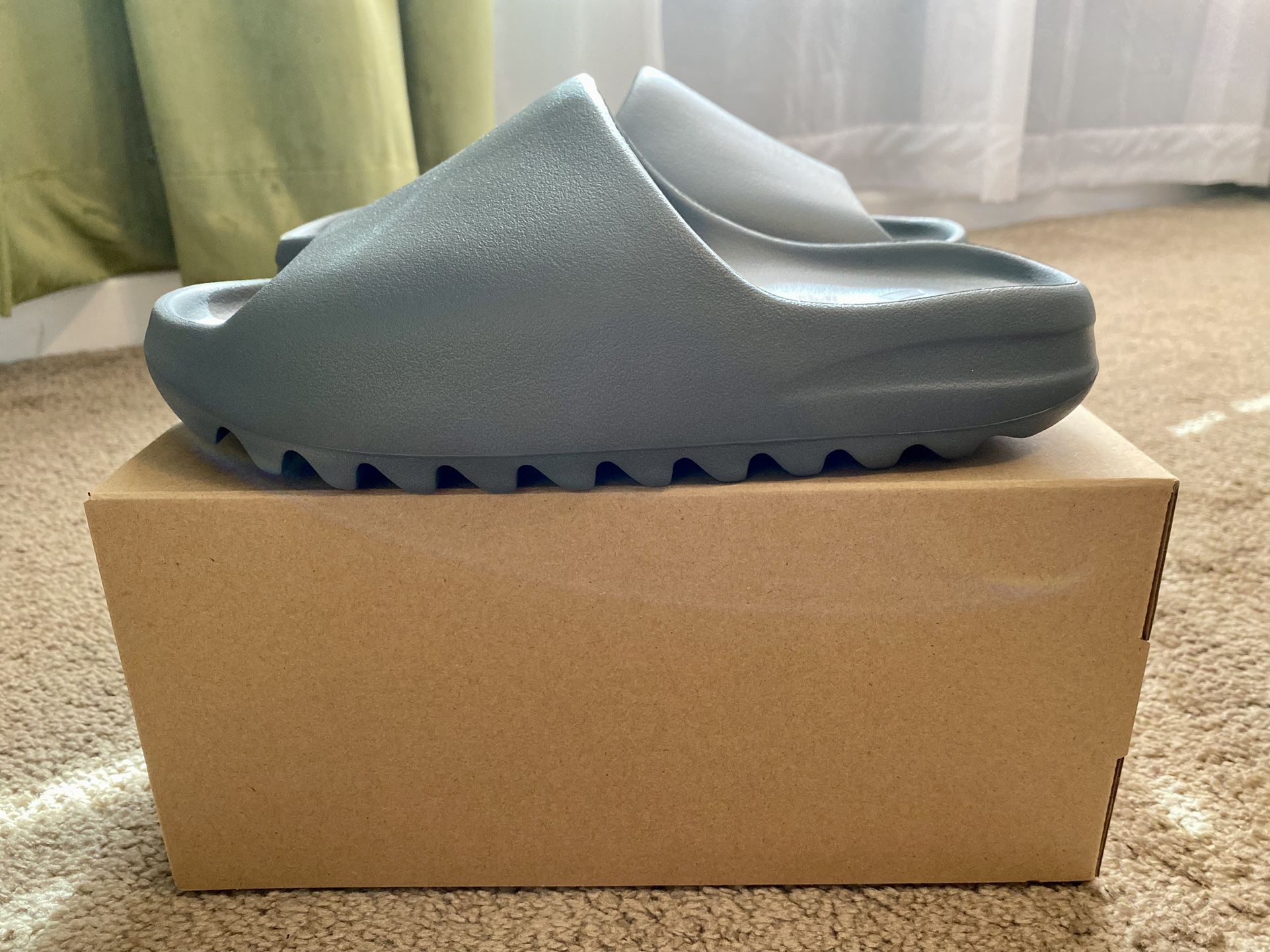 Adidas Yeezy Slide Marine Slate Size 7 for Sale in Miramar, FL