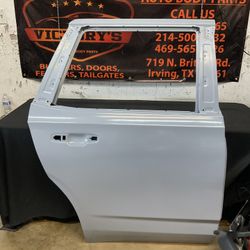 CHEVY TAHOE/GMC YUKON 2021-2025 REAR RH DOOR SHELL OEM