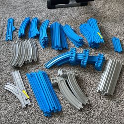 Tomy Train Track Lot of 70 pieces!