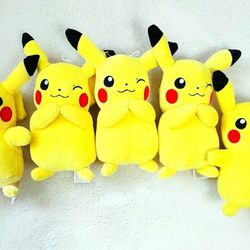 Pikachu/plush