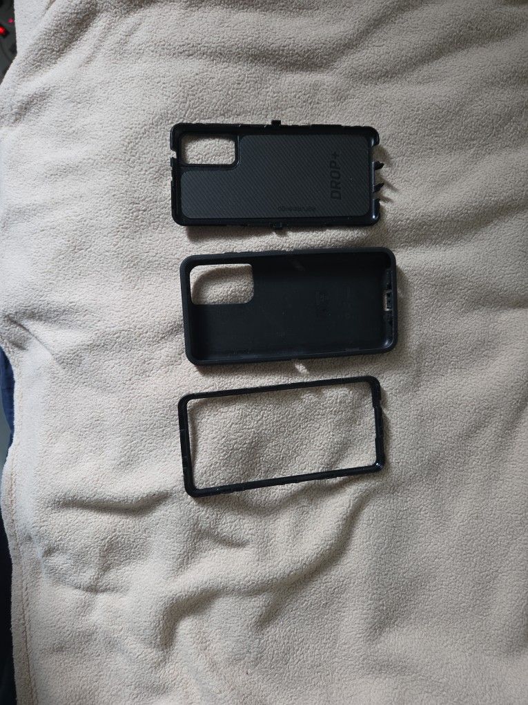 Galaxy S20 FE Otterbox Defender Case (Used)