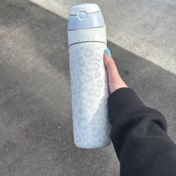 Brand New Cirkul Water Bottle With One Flavor