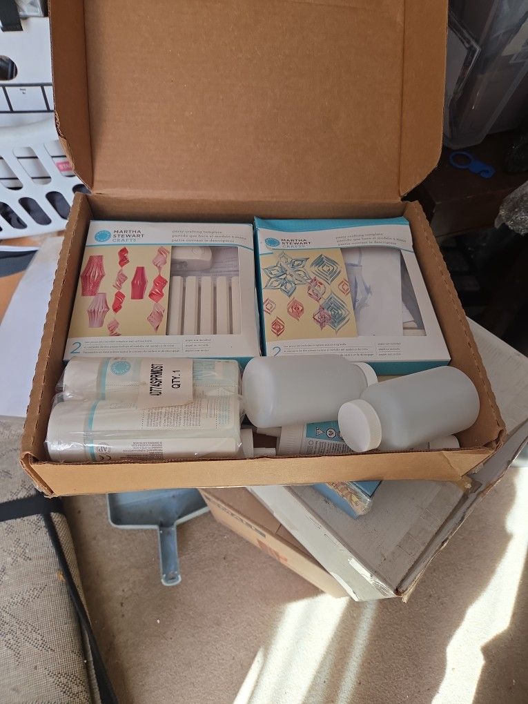 Party Crafting Set = Martha Stewart
