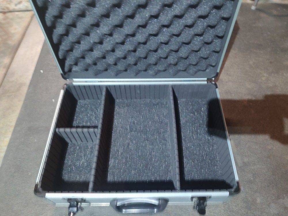 Alum. Case