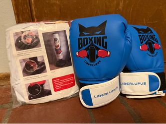 Kids Boxing Gloves (4 oz) + Inflatable Punching Bag – New in packaging