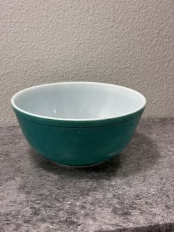 Vintage Pyrex Large Green Mixing Bowl