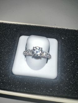 Round White Diamond 925 sterling silver Prong Set Ring Pave Band Sz 7