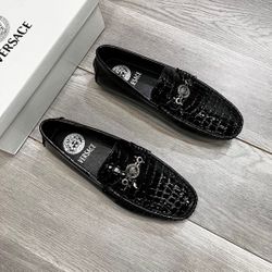 Versace Menโs Leather Shoes With Box 2025 New