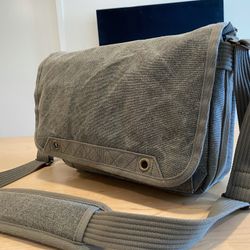 Think Tank Restropective Camera/Laptop Bag