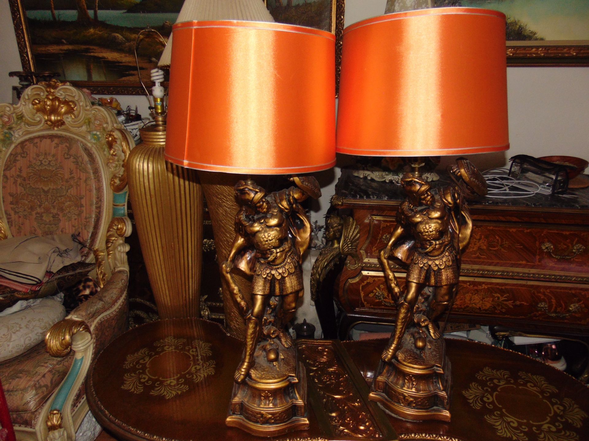 2 huge Roman warriors lamps