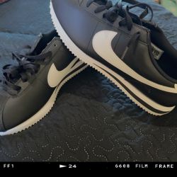Nike Cortez