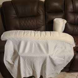 Toddler bed bumpers.  Set of 2. Both for $15