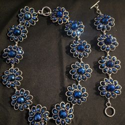 Flower Beaded Necklace And Bracelet Silver And Blue