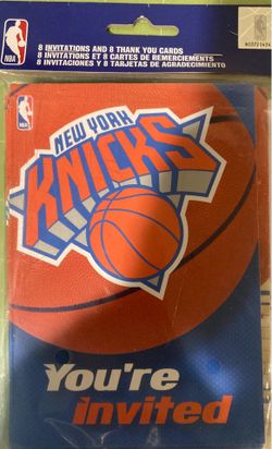 New York Knicks NBA Invitation & Thank You Cards (3.88" x 5.63") - Premium Multicolor Cardstock & Eye-catching Designs, Perfect For Game Day Celebrati