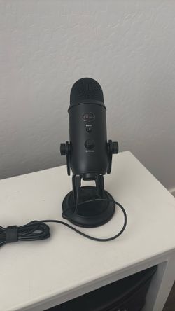 Blue Yeti Microphone 🎤