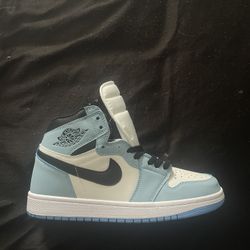 Air Jordan 1 UNC Blue