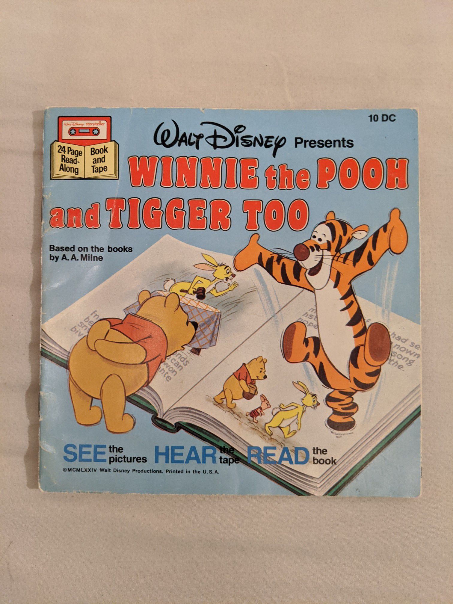 Set of 5 Disney Read Along books (No cassettes)