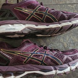Asics womans Gel-Keyano 21 running shoes size 7