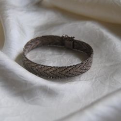 Antique Silver Bracelet (139)64