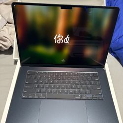 MacBook Air 850 $ New