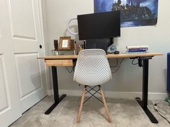 Sit-Stand Desk / Standing Desk