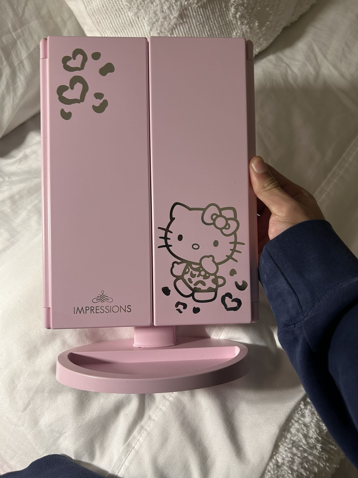 impressions hello kitty mirror 