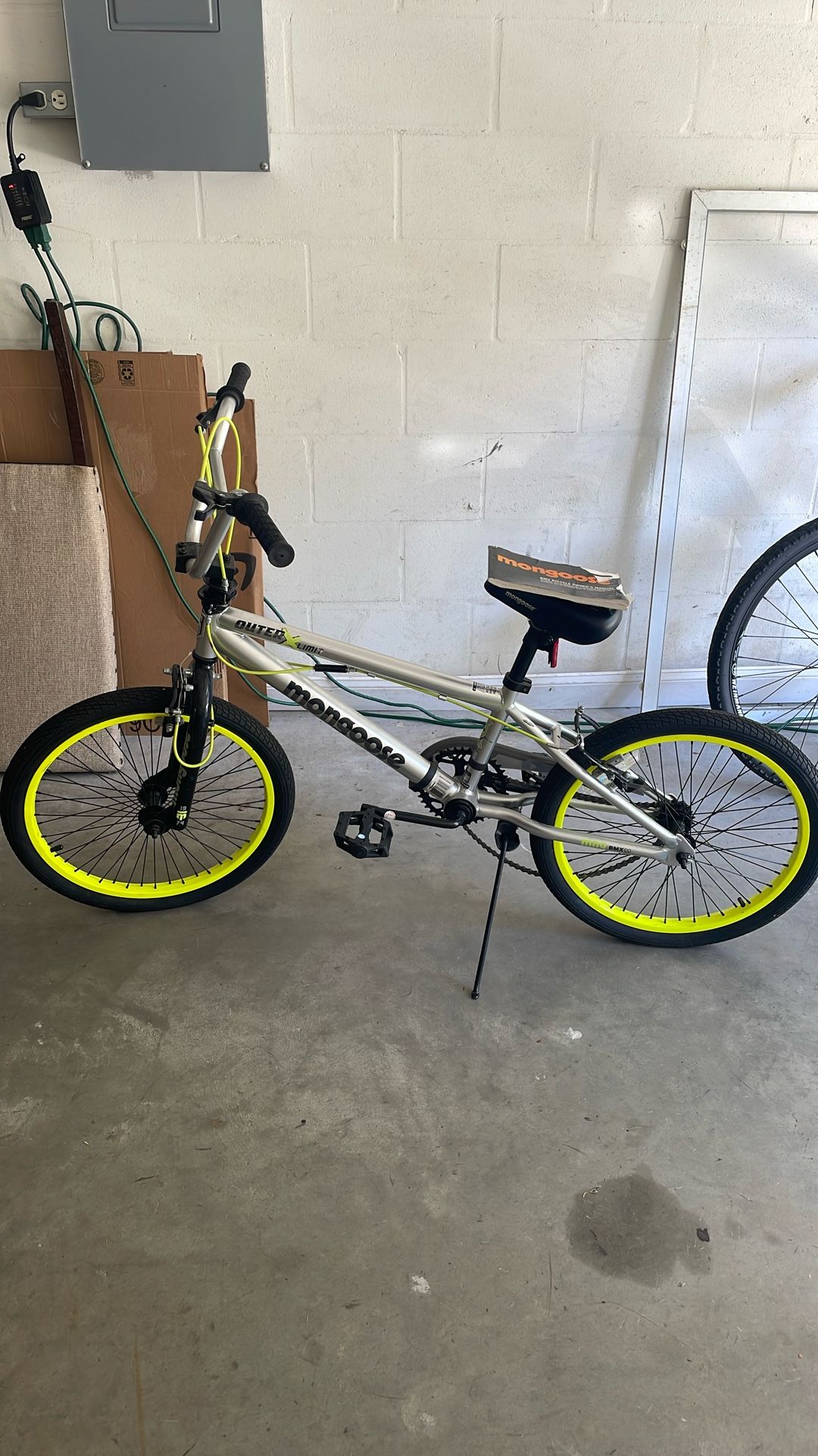Free Boys Mongoose Bike
