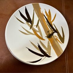 Dinnerware Set, 15 Pieces, Japan. Vera Mikasa / Chop Plate Bamboo