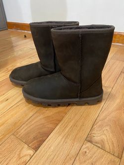 UGG Women Size 7